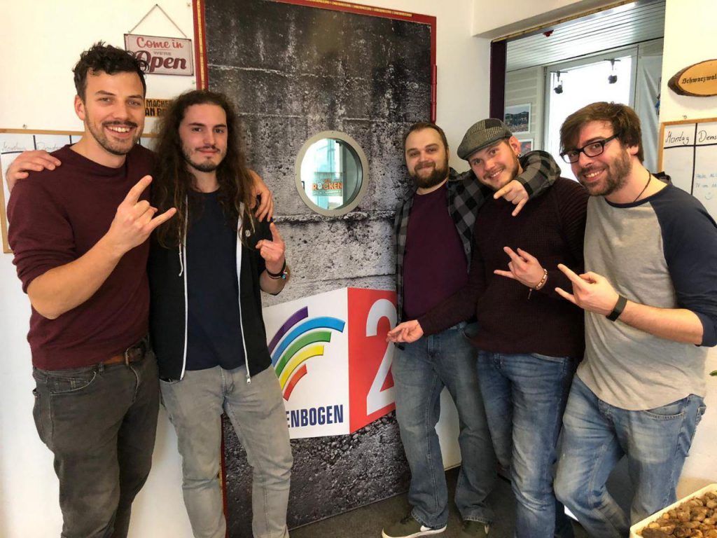 Colored Surge bei Radio Regenbogen 2 im Interview mit dem Langen